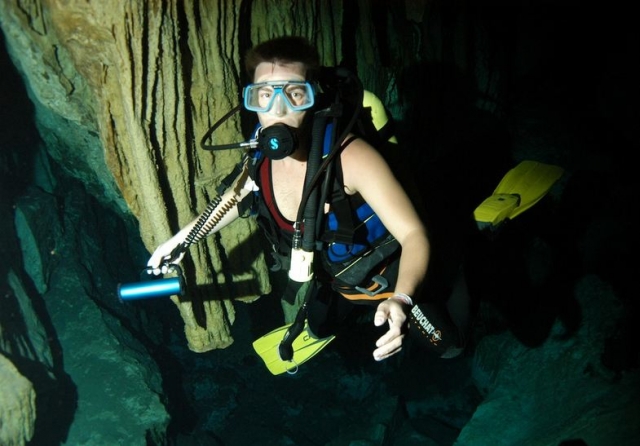Explorando los cenotes